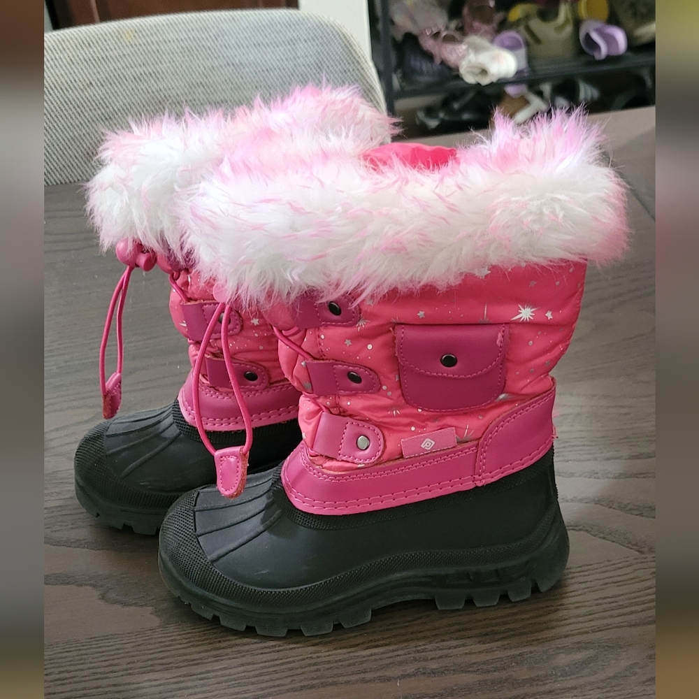 Pink girls snow boots sz 10
